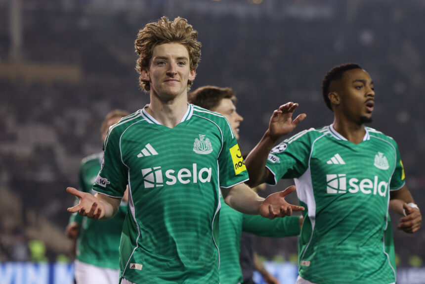 Istorinis pasiekimas Čempionų lygoje: „Newcastle“ puolėjas per pirmąjį kėlinį įmušė keturis įvarčius