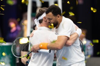 Ričardas Berankis ir Jo-Wilfriedas Tsongas po paskutinio lietuvio mačo. Sauliaus Čirbos nuotr.