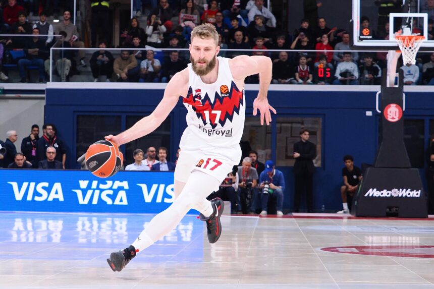 Radzevičius išsiskyrė kova dėl kamuolių, bet „Baskonia“ neprilygo „Dubai“