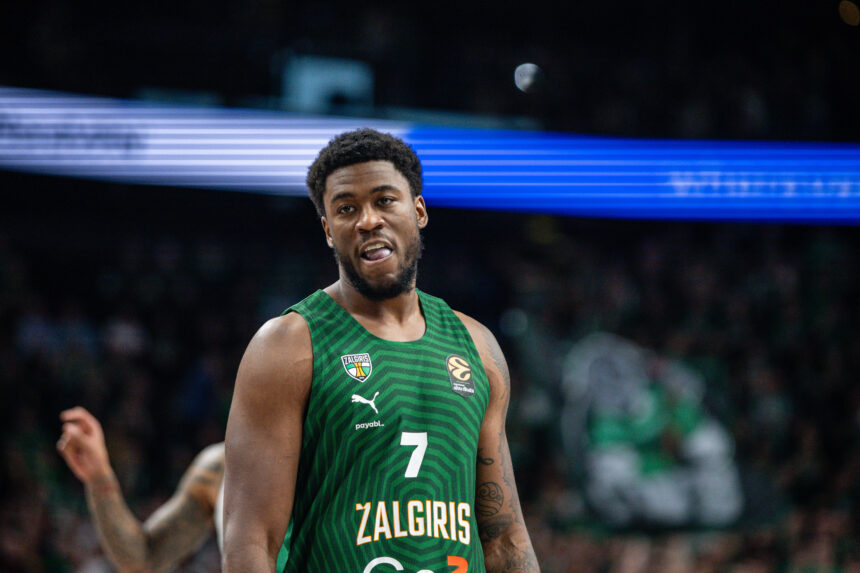 Wrightas sureagavo į gandus apie savo ir Francisco išvykimą: „Visi važiuoja į „Barcą“