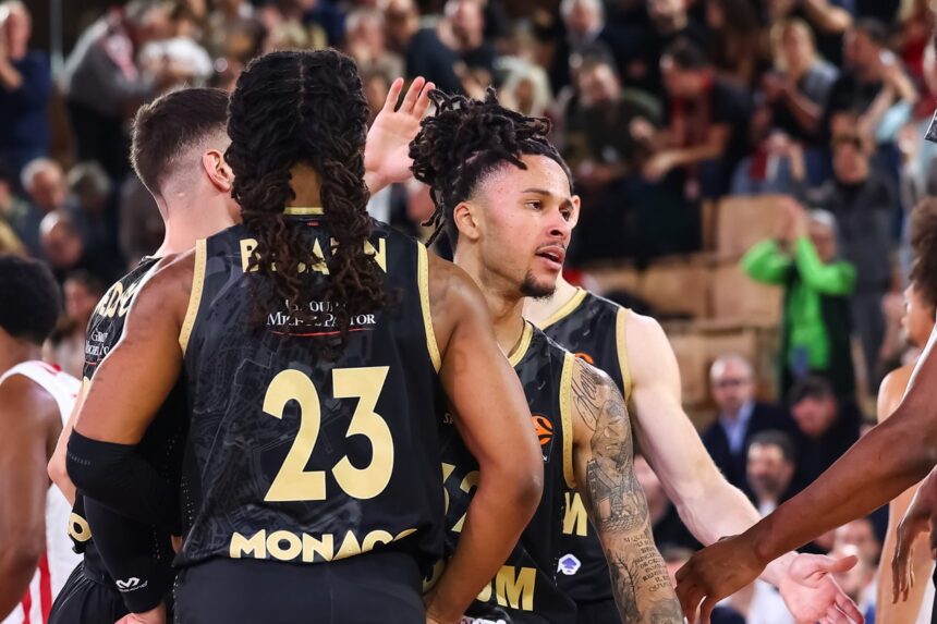 Galingas finišas garantavo „Monaco“ pergalę Stambule