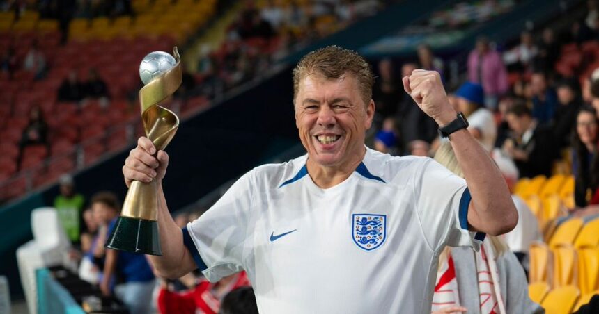 Neregėtas atsidavimas: Anglijos rinktinės gerbėjas parduoda namą, kad vyktų į pasaulio čempionatą