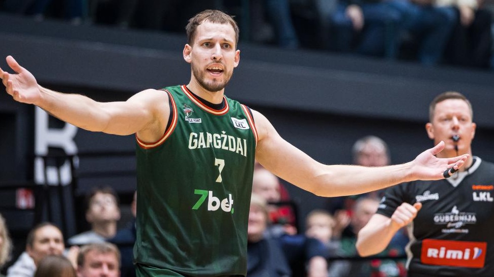 Mineikis – apie mačą su „Rytu“, „Gargždų“ pakilimą ir laimėtą snaiperio konkursą