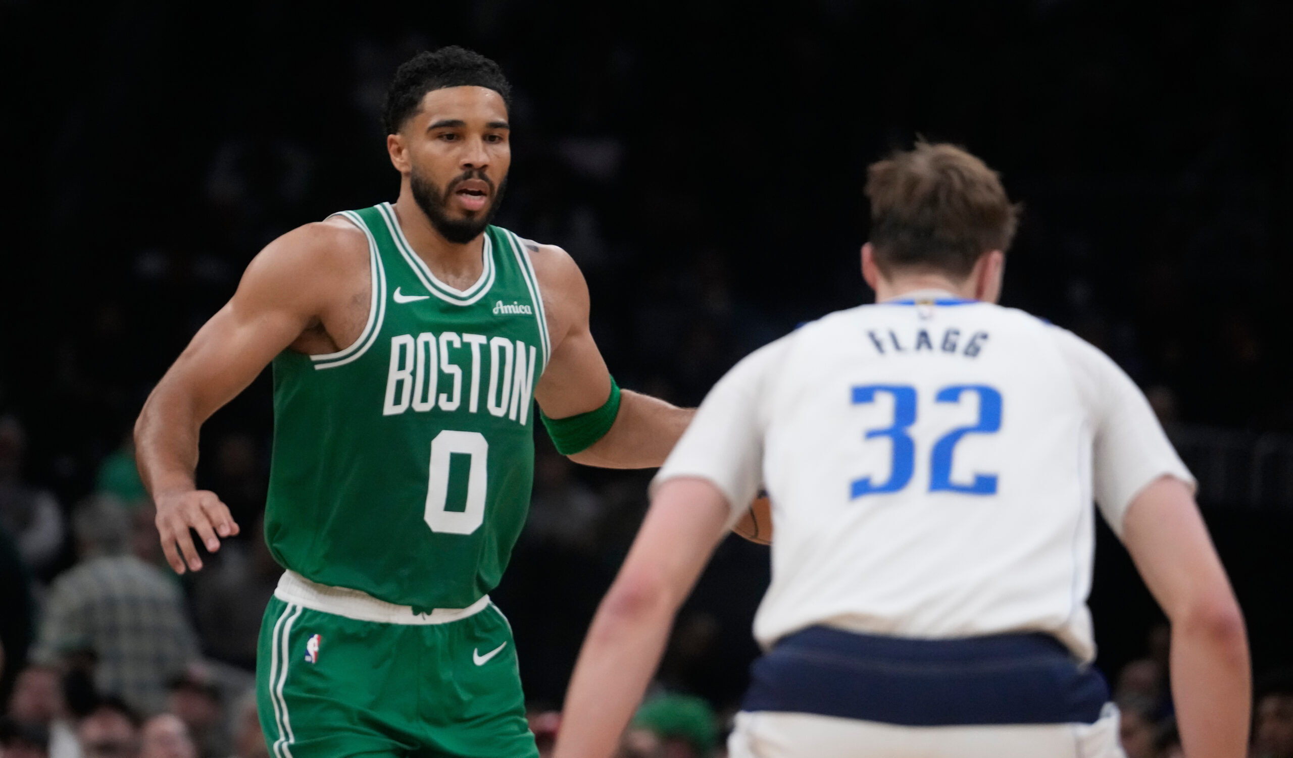 Lyderio sugrįžimą „Celtics“ pažymėjo nesunkia pergale