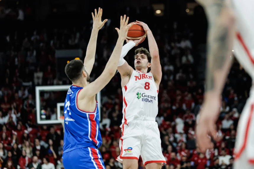 Dar sykį serbus įveikusi Turkija PČ atrankoje išlieka nepralaimėjusi