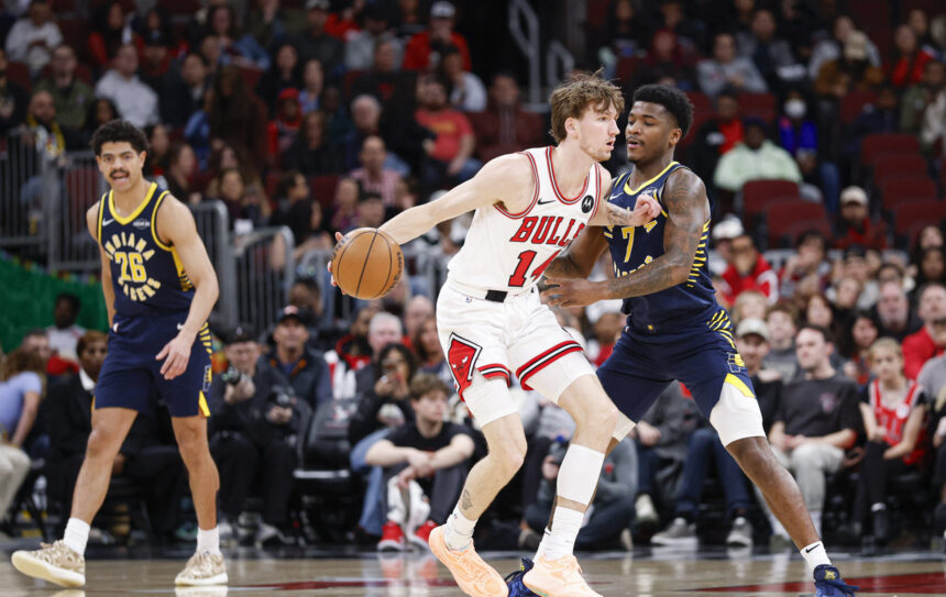 „Bulls“ ir Buzelis krito prieš lygos autsaiderius