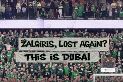 Dubai pakeisti žodžiai Žalgirio fanų plakate