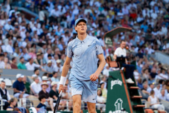 Jannikas Sinneris jaučia nedidelį kelio skausmą, todėl į kortą gali sugrįžti tik per „US Open“ turnyrą.