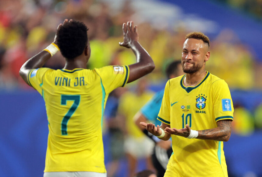 Viniciaus dublis ir Neymaro sugrįžimas atvedė Braziliją į pirmąją vietą grupėje