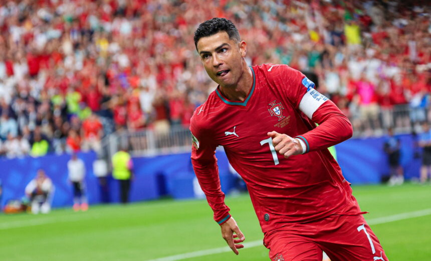Dubliu kritikus užtildęs Ronaldo perrašė PČ istoriją ir atvedė portugalus į triuškinančią pergalę