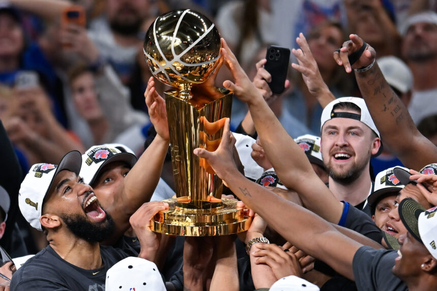 Brunsono vedama „Knicks“ po 53 metų pertraukos tapo NBA čempionais
