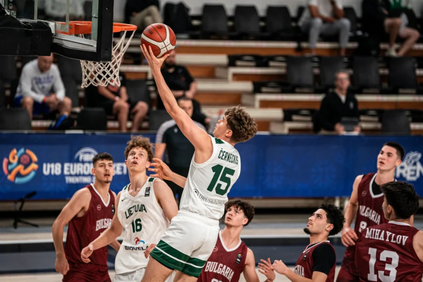 Lietuvos U18 rinktinė iškovojo pirmą pergalę Europos čempionate
