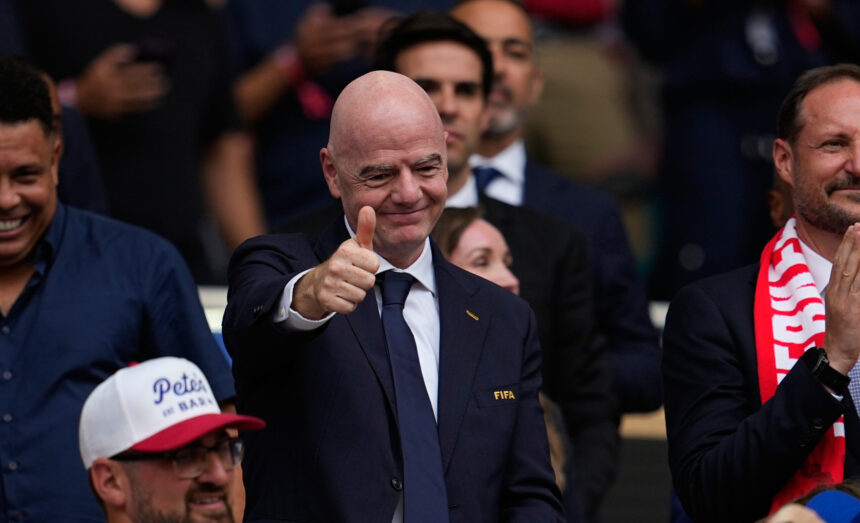 FIFA planuoja finansavimo šuolį: milijonai atitektų ir Lietuvai