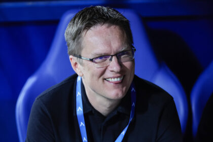 Britai žavisi Valdo Dambrausko kelio į didįjį futbolą istorija