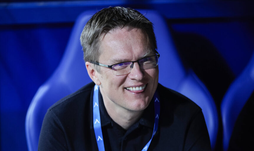 Britai žavisi Valdo Dambrausko kelio į didįjį futbolą istorija
