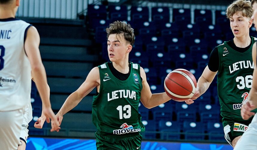 Jasikevičiaus vedama Lietuvos rinktinė pergalingai pradėjo Europos U16 čempionatą