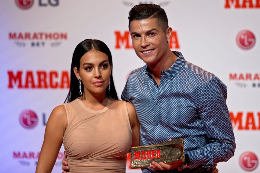 Georgina Rodriguez ir Cristiano Ronaldo susituokė po dešimties metų draugystės