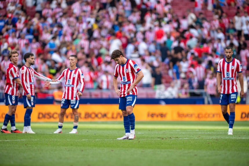 Drama kluboje viduje: „Atletico“ sirgaliai nušvilpė Alvarezą – Simeone kratėsi paaiškinimų