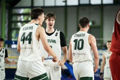 Lietuvos U18 vaikinų krepšinio rinktinė. FIBA nuotr.