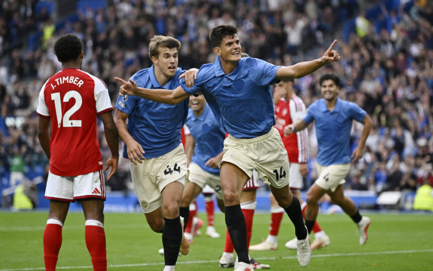 Netikėtumas Anglijoje: „Arsenal“ patyrė sutriuškinimą