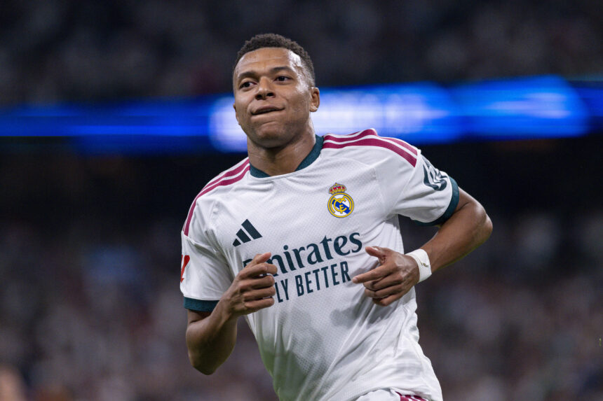 Kylianas Mbappe siautėjo, Madrido „Real“ atsitiesė triuškinama pergale