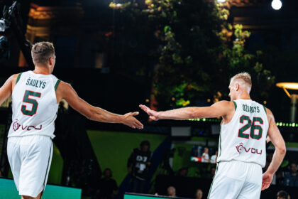 Evaldas Šaulys ir Evaldas Džiaugys. FIBA nuotr.
