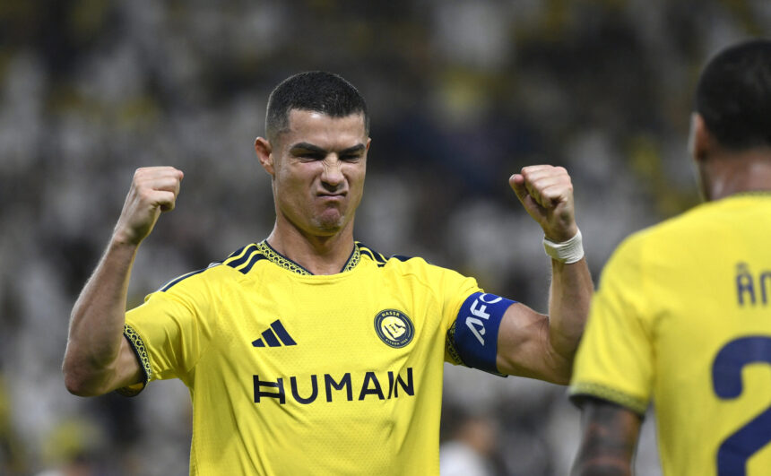 Ronaldo vėl pasižymėjo – iki tūkstančio įvarčių liko 19