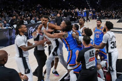 Konfliktas Thunder ir Spurs mače (Scanpix nuotr.)
