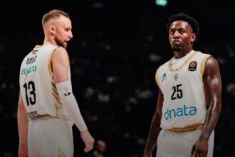 Džanana Musa ir McKinley Wrightas (Dubai Basketball nuotr.)